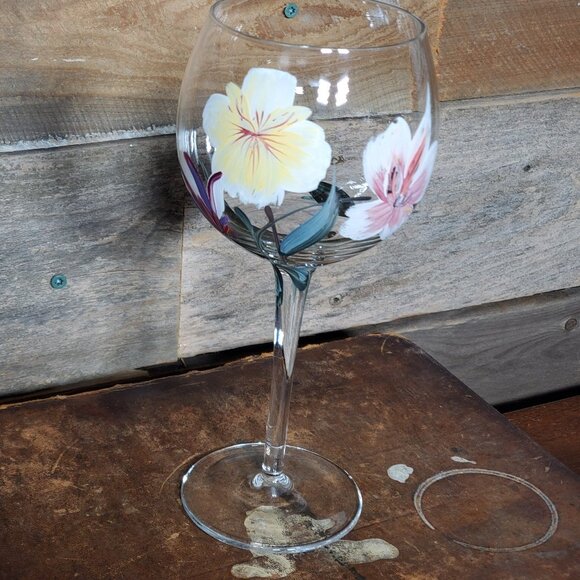 Hand Painted Red Wine Glass - Pink & White Lilies - Picture 1 of 2